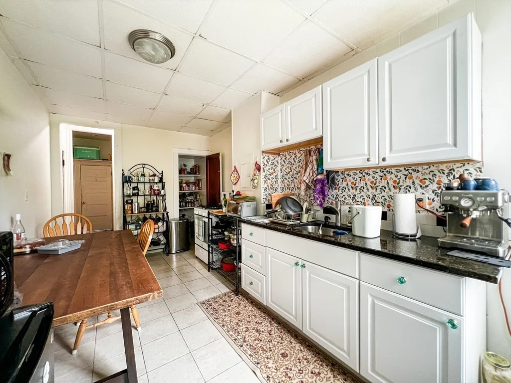 3 bed, 1 bath apartment for rent at 144 Coolidge St Unit 1, Coolidge Corner — photo 10 of 21