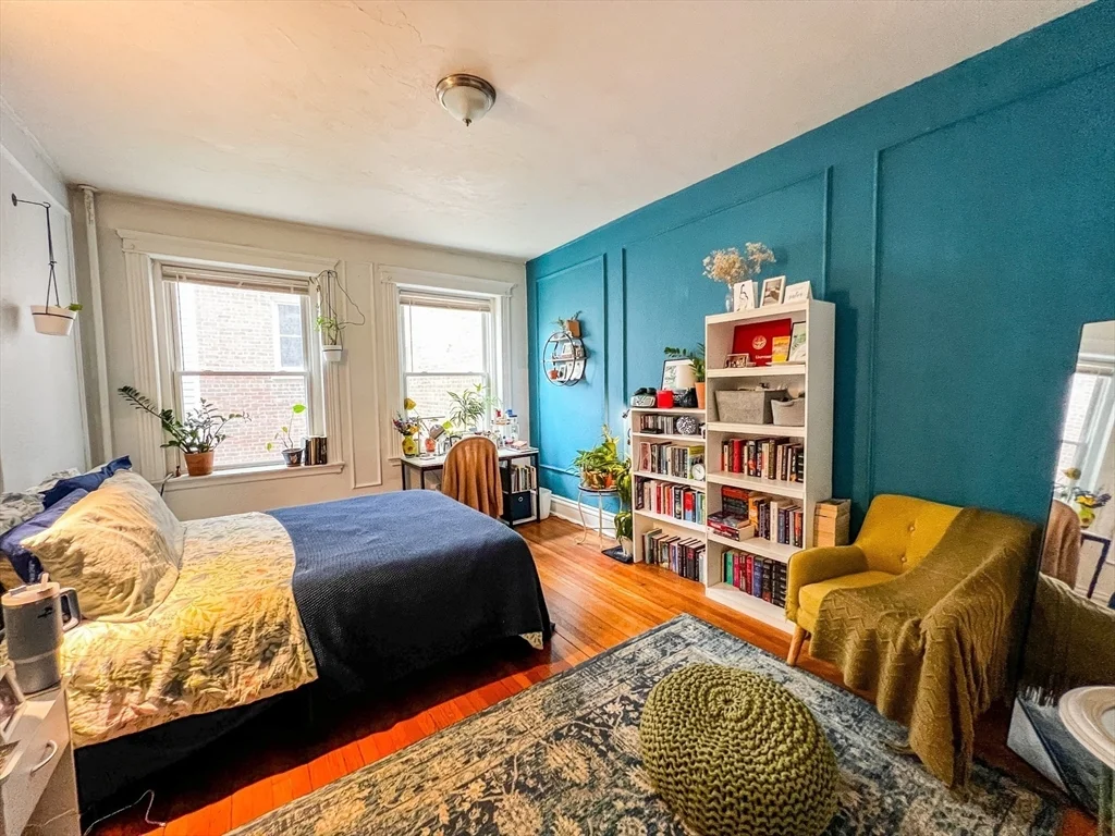 3 bed, 1 bath apartment for rent at 144 Coolidge St Unit 1, Coolidge Corner — photo 19 of 21