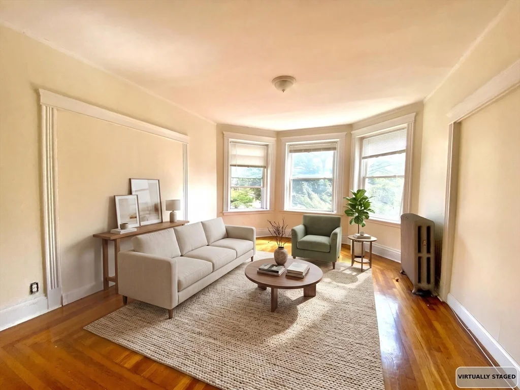 4 bed, 1 bath apartment for rent at 144 Coolidge St Unit 2, Coolidge Corner — photo 1 of 24