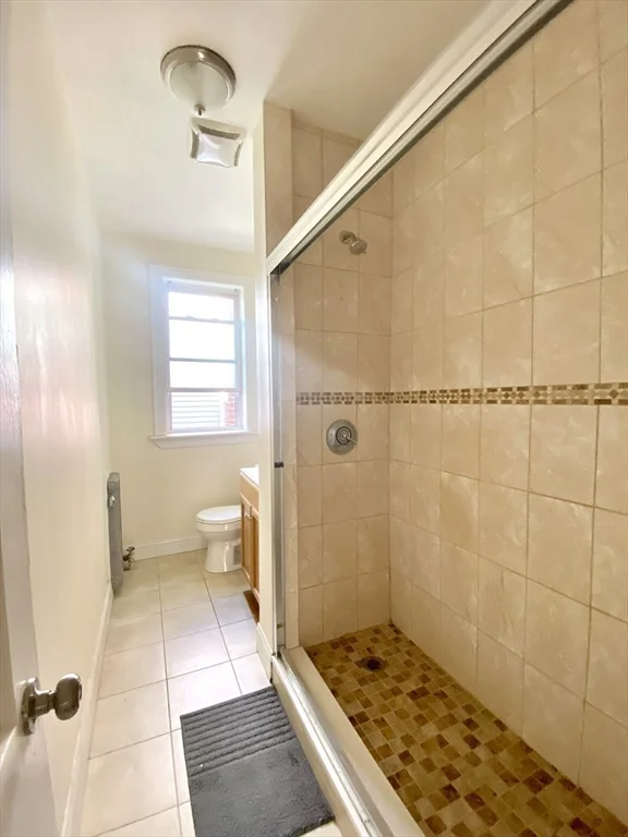 4 bed, 1 bath apartment for rent at 144 Coolidge St Unit 2, Coolidge Corner — photo 17 of 24