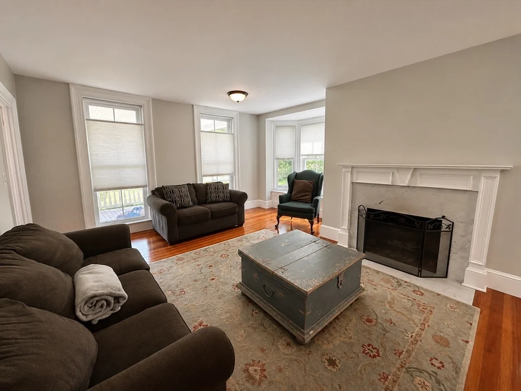 6 bed, 3 bath apartment for rent at 144 East St, Sharon — photo 7 of 42