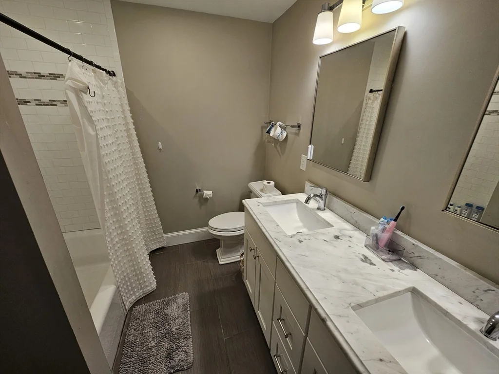 6 bed, 3 bath apartment for rent at 144 East St, Sharon — photo 36 of 42