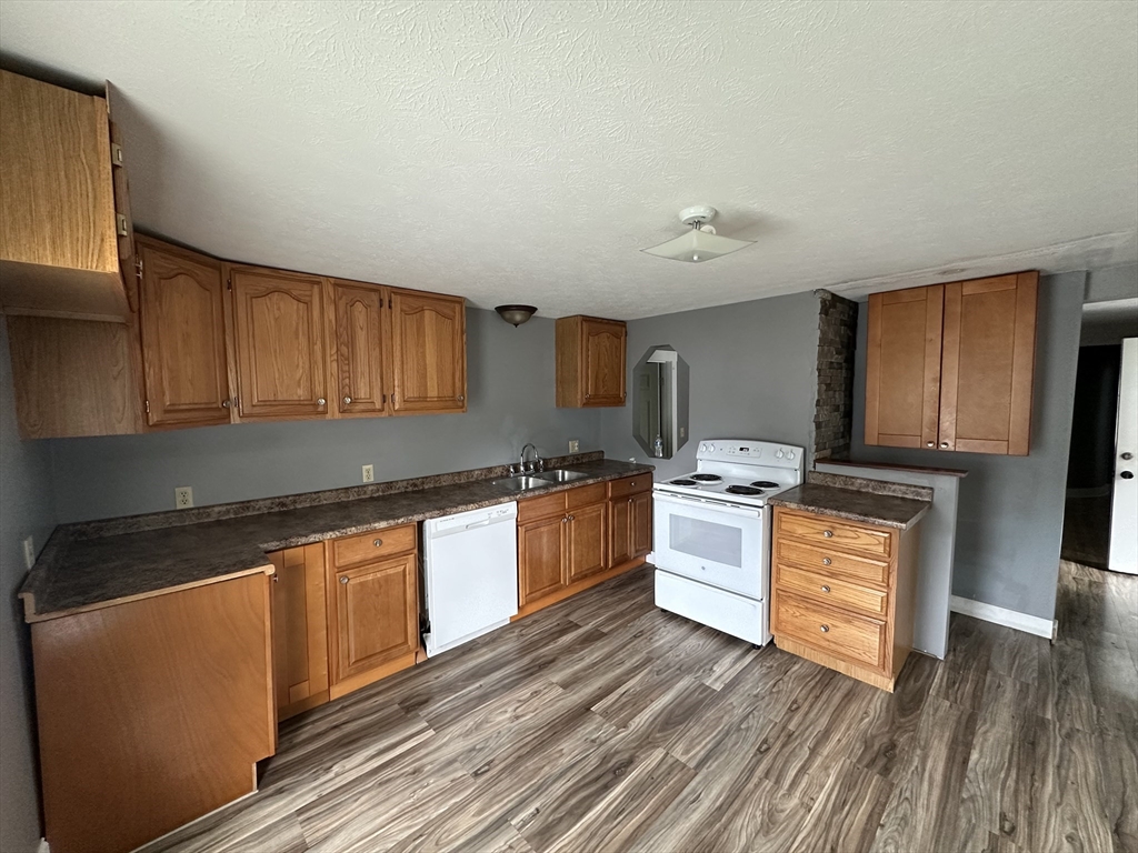2 bed, 1 bath apartment for rent at 144 High St Unit Uni 2, Fitchburg — photo 10 of 11