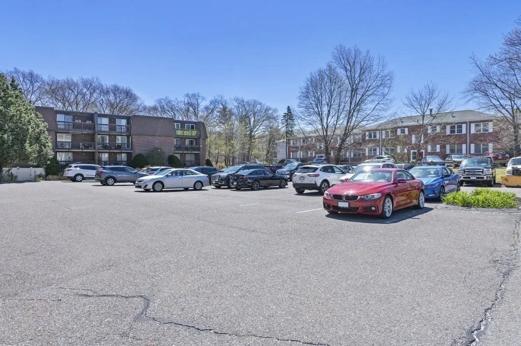 2 bed, 1 bath apartment for rent at 144 Kenrick St Unit 12, Oak Square — photo 28 of 34