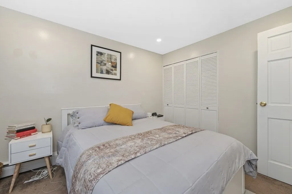2 bed, 1 bath apartment for rent at 144 Kenrick St Unit 12, Oak Square — photo 17 of 34