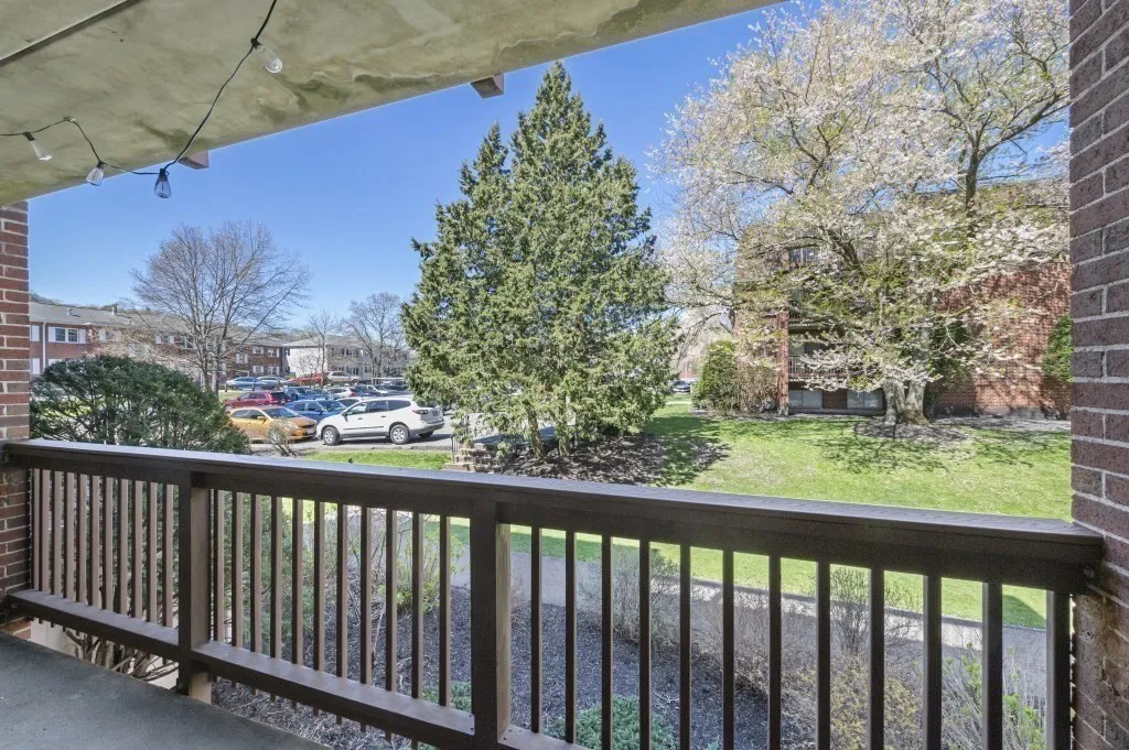 2 bed, 1 bath apartment for rent at 144 Kenrick St Unit 12, Oak Square — photo 25 of 34