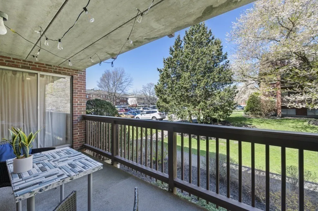 2 bed, 1 bath apartment for rent at 144 Kenrick St Unit 12, Oak Square — photo 26 of 34