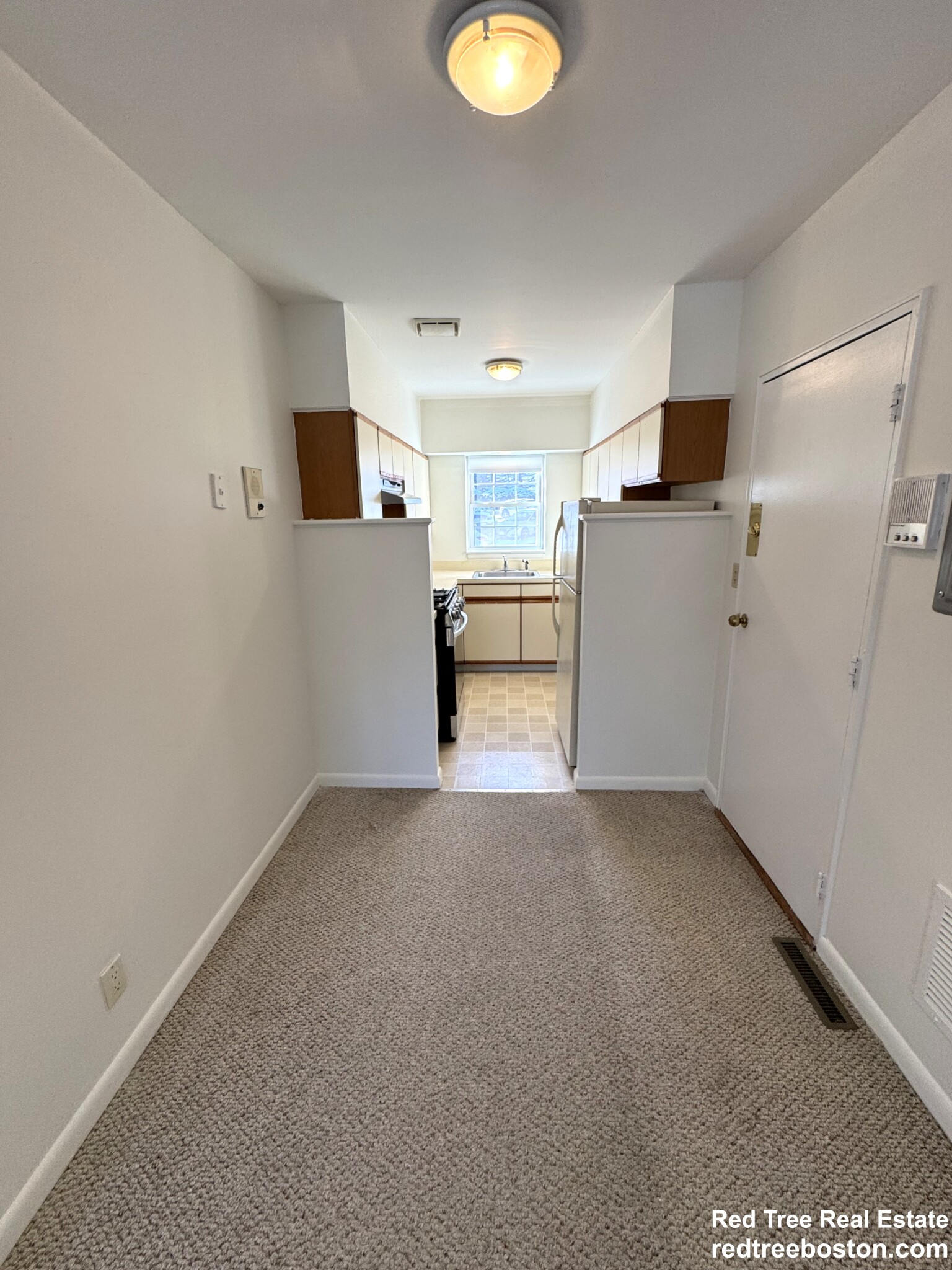 2 bed, 1 bath apartment for rent at 144 Lake Shore Rd Unit 1, Brighton — photo 4 of 21