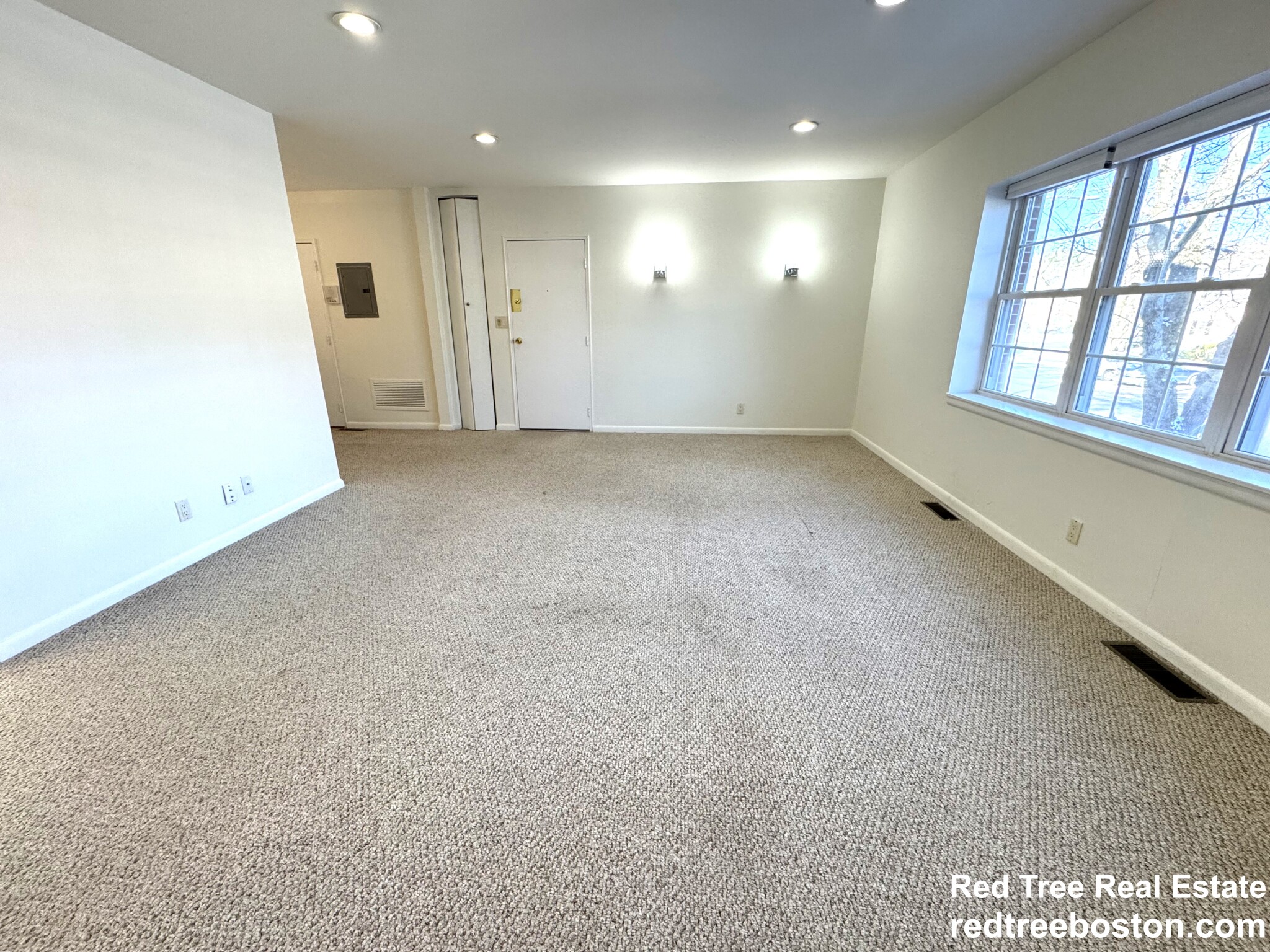 2 bed, 1 bath apartment for rent at 144 Lake Shore Rd Unit 1, Brighton — photo 8 of 21