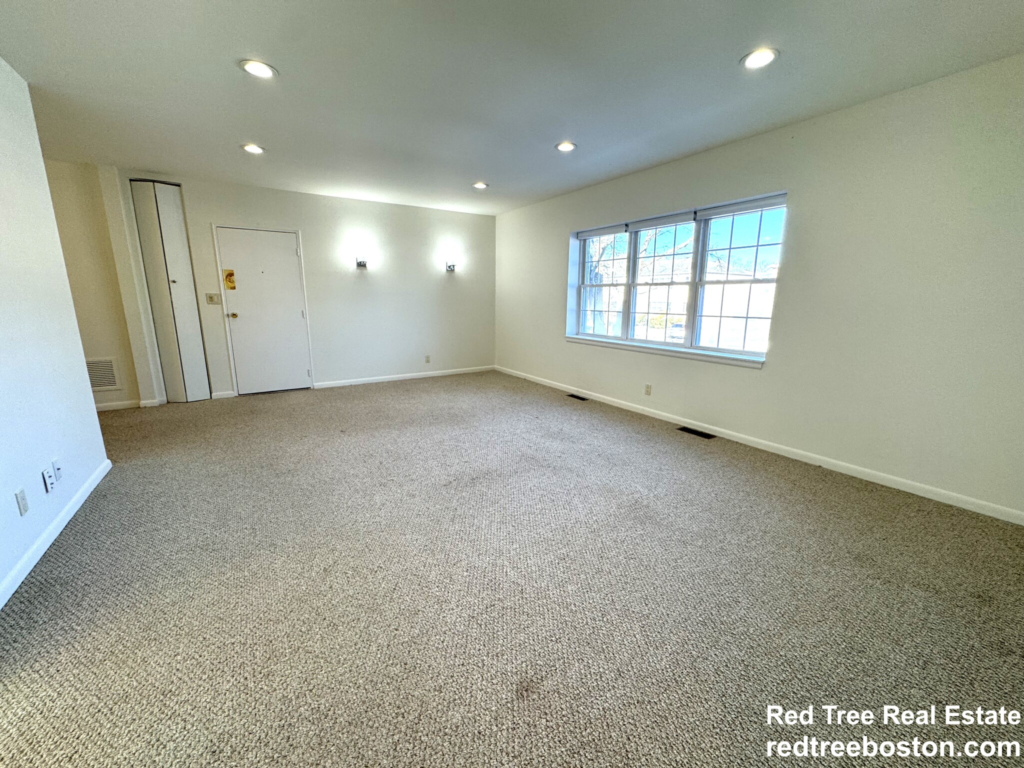 2 bed, 1 bath apartment for rent at 144 Lake Shore Rd Unit 1, Brighton — photo 7 of 21
