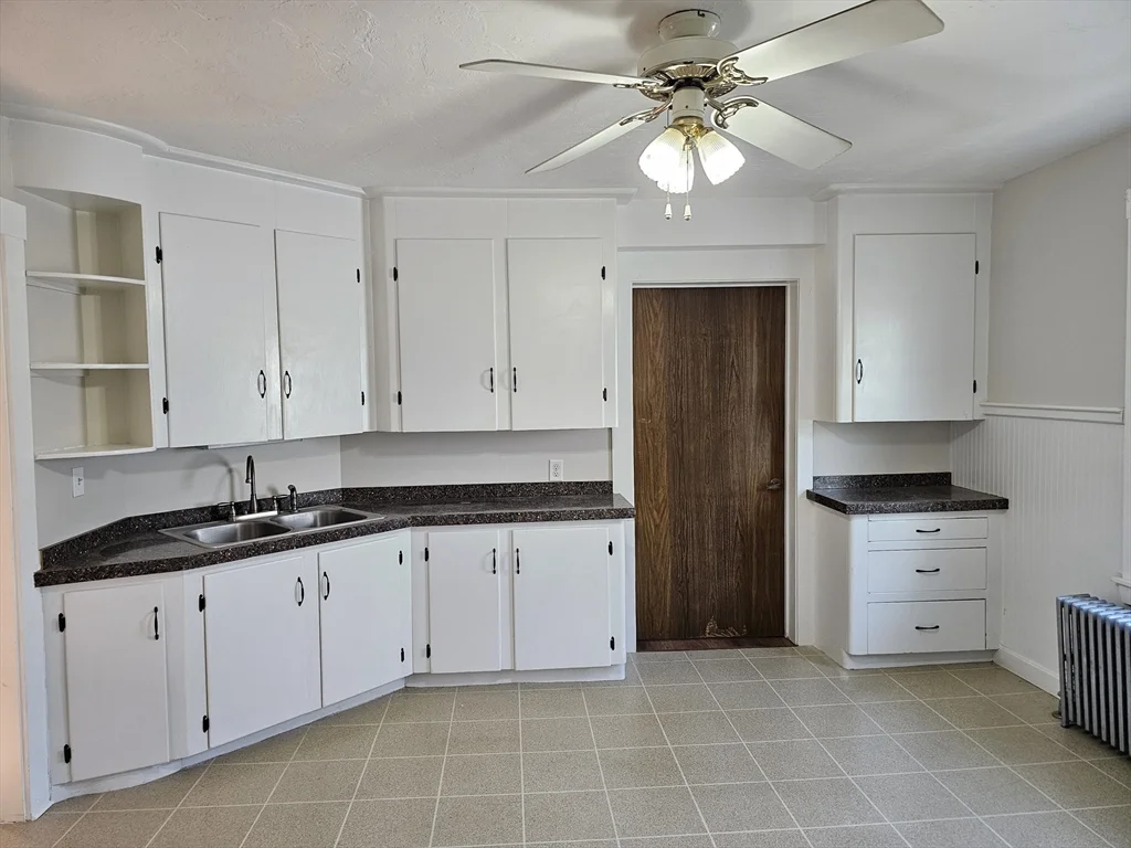 2 bed, 1 bath apartment for rent at 144 Liberty St Unit 2, Quincy — photo 8 of 16