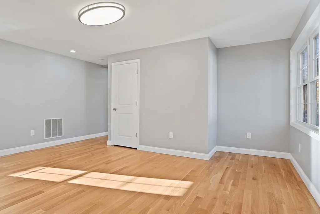 1 bed, 1 bath apartment for rent at 144 Lincoln Rd Unit 1, Lincoln — photo 9 of 28