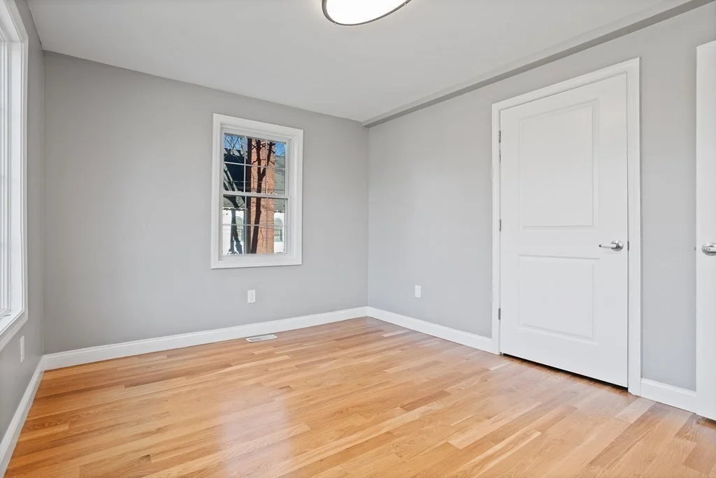 1 bed, 1 bath apartment for rent at 144 Lincoln Rd Unit 1, Lincoln — photo 10 of 28