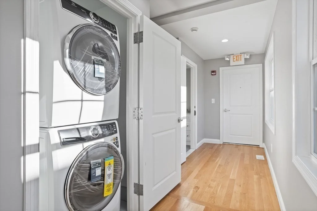 1 bed, 1 bath apartment for rent at 144 Lincoln Rd Unit 1, Lincoln — photo 18 of 28
