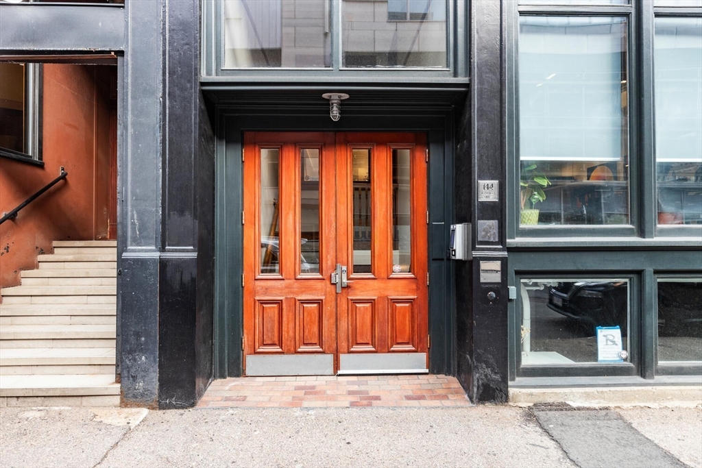 2 bed, 2 bath apartment for rent at 144 Lincoln St Unit 3, Leather District — photo 15 of 17