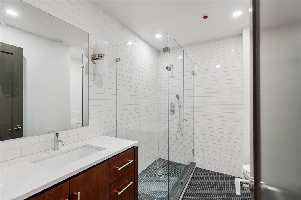 2 bed, 2 bath apartment for rent at 144 Lincoln St Unit 3, Leather District — photo 9 of 17