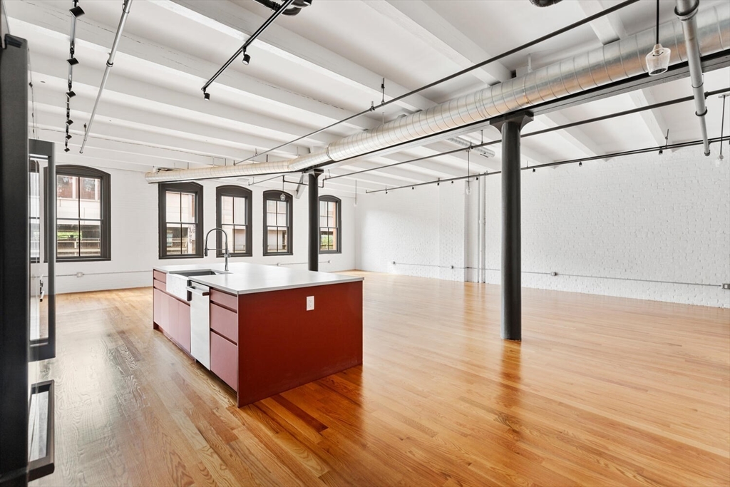 2 bed, 2 bath apartment for rent at 144 Lincoln St Unit 3, Leather District — photo 3 of 17