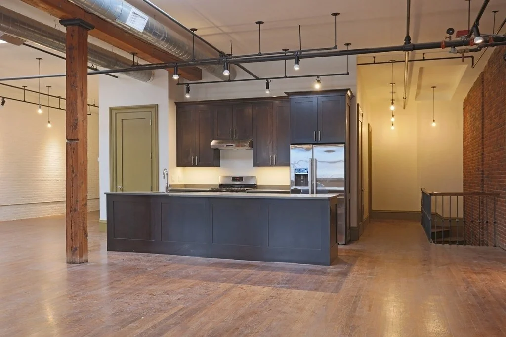 2 bed, 2 bath apartment for rent at 144 Lincoln St Unit 6, Leather District — photo 7 of 12