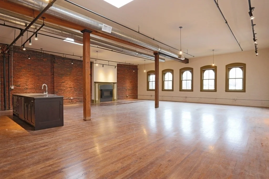 2 bed, 2 bath apartment for rent at 144 Lincoln St Unit 6, Leather District — photo 1 of 12