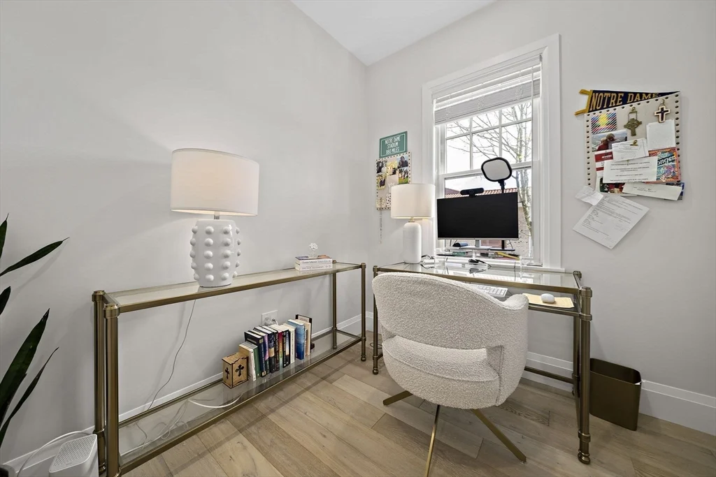 3 bed, 2 bath apartment for rent at 144 Linden St Unit 2, Wellesley — photo 11 of 28