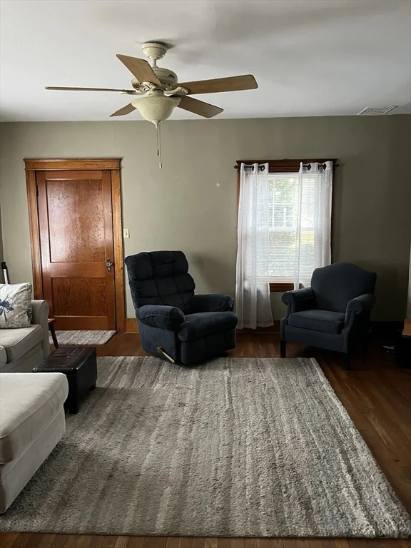 2 bed, 1 bath apartment for rent at 144 Linwood St Unit 144, Uxbridge — photo 6 of 12