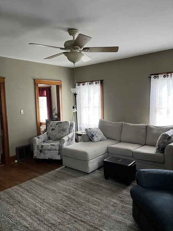 2 bed, 1 bath apartment for rent at 144 Linwood St Unit 144, Uxbridge — photo 8 of 12