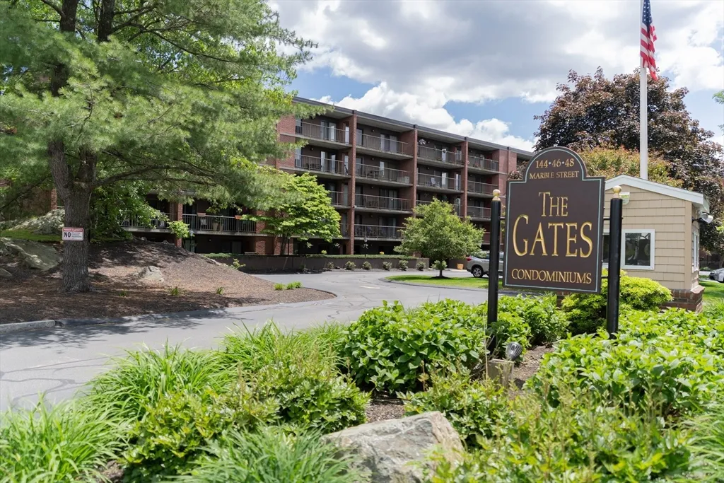 1 bed, 1 bath apartment for rent at 144 Marble Unit 103, Stoneham — photo 1 of 15