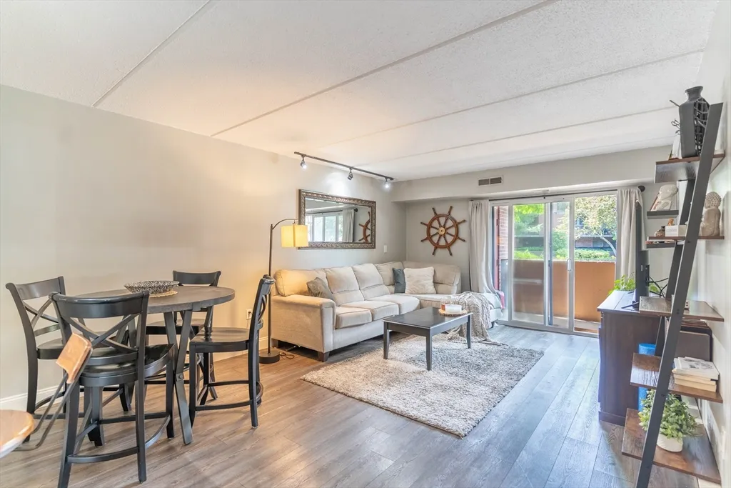1 bed, 1 bath apartment for rent at 144 Marble Unit 103, Stoneham — photo 4 of 15