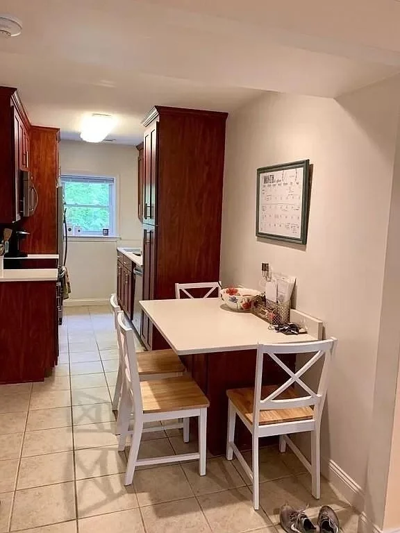 3 bed, 1 bath apartment for rent at 144 Newton St Unit 2, Brighton — photo 6 of 11