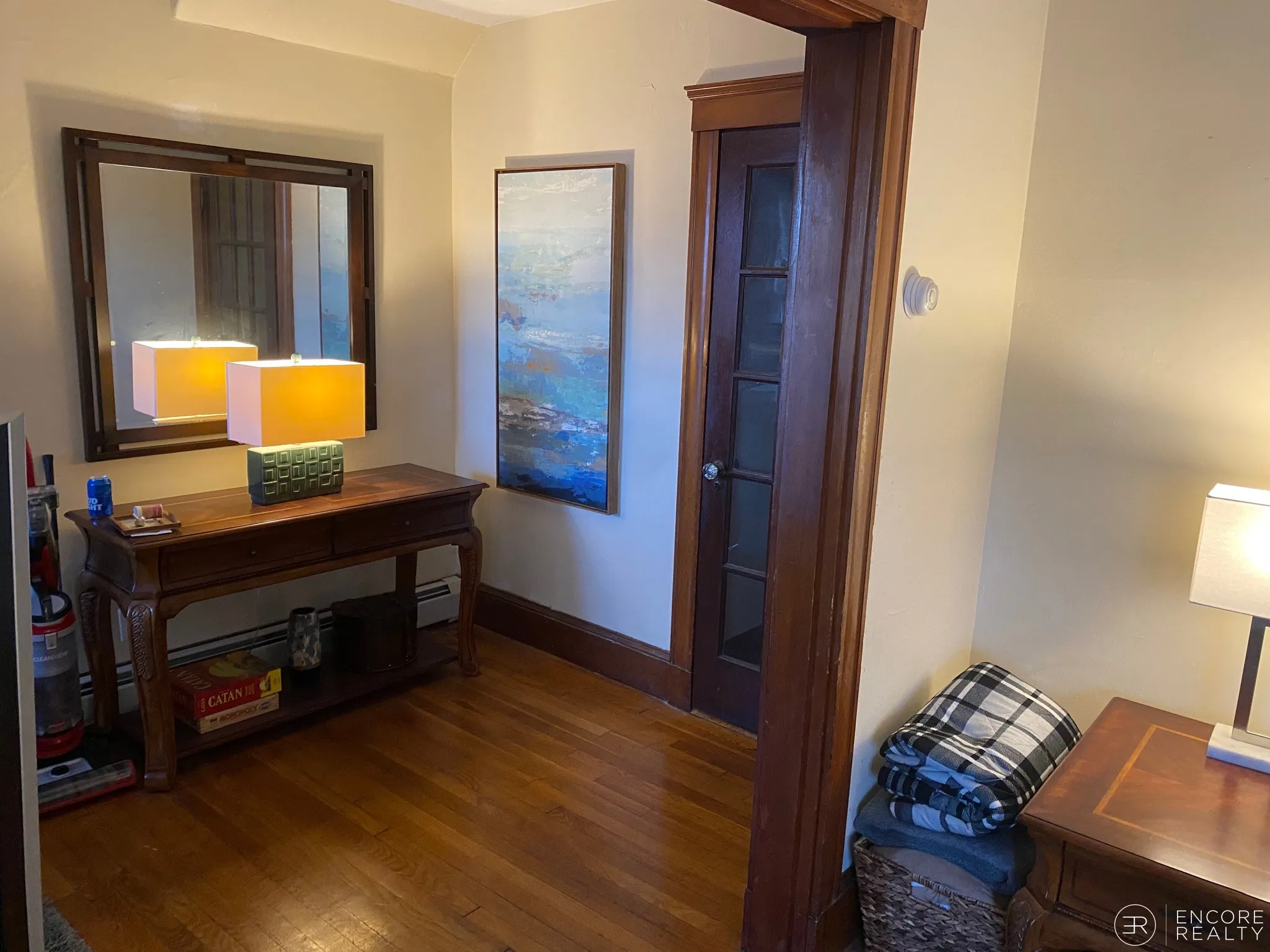3 bed, 1 bath apartment for rent at 144 Nonantum St Unit 1, Brighton — photo 8 of 10