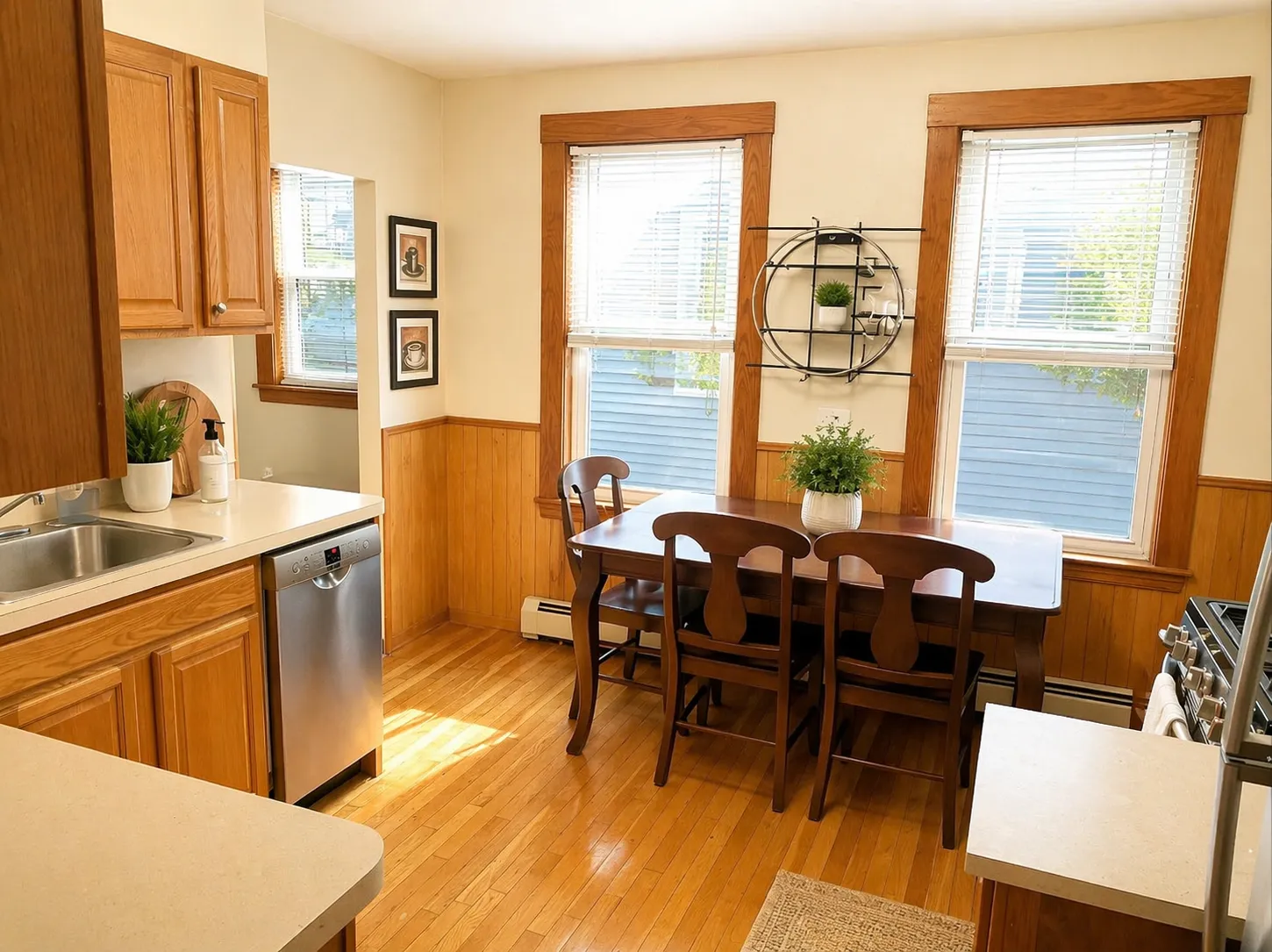3 bed, 1 bath apartment for rent at 144 Nonantum St Unit 144, Brighton — photo 6 of 10