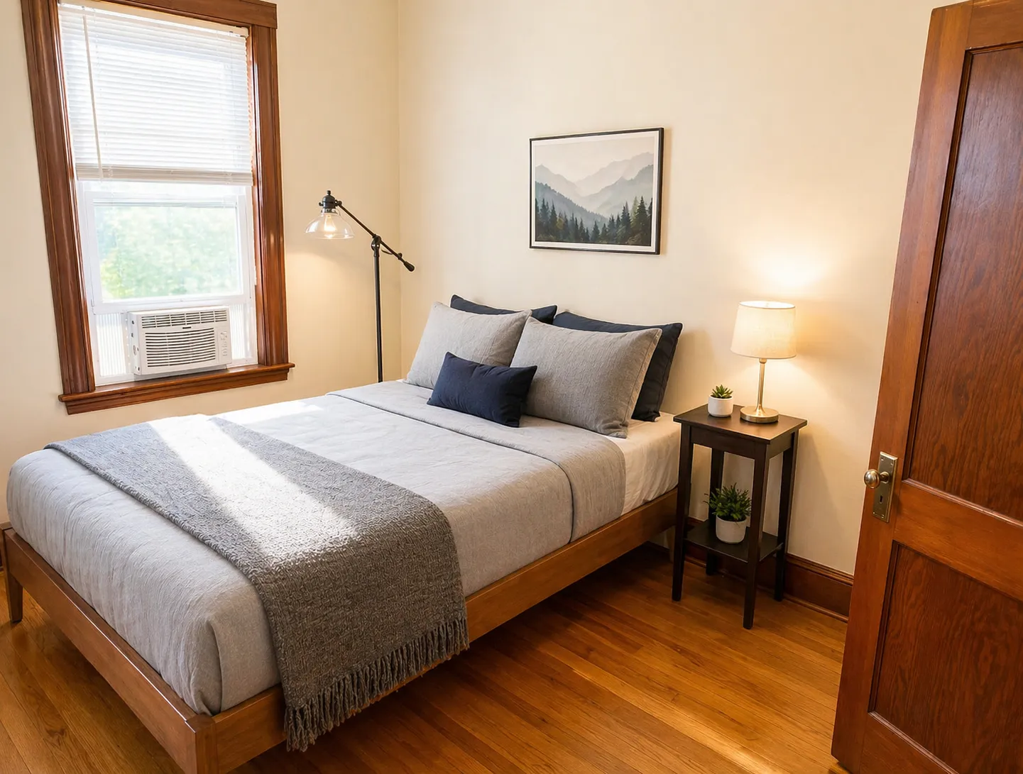 3 bed, 1 bath apartment for rent at 144 Nonantum St Unit 144, Brighton — photo 2 of 10