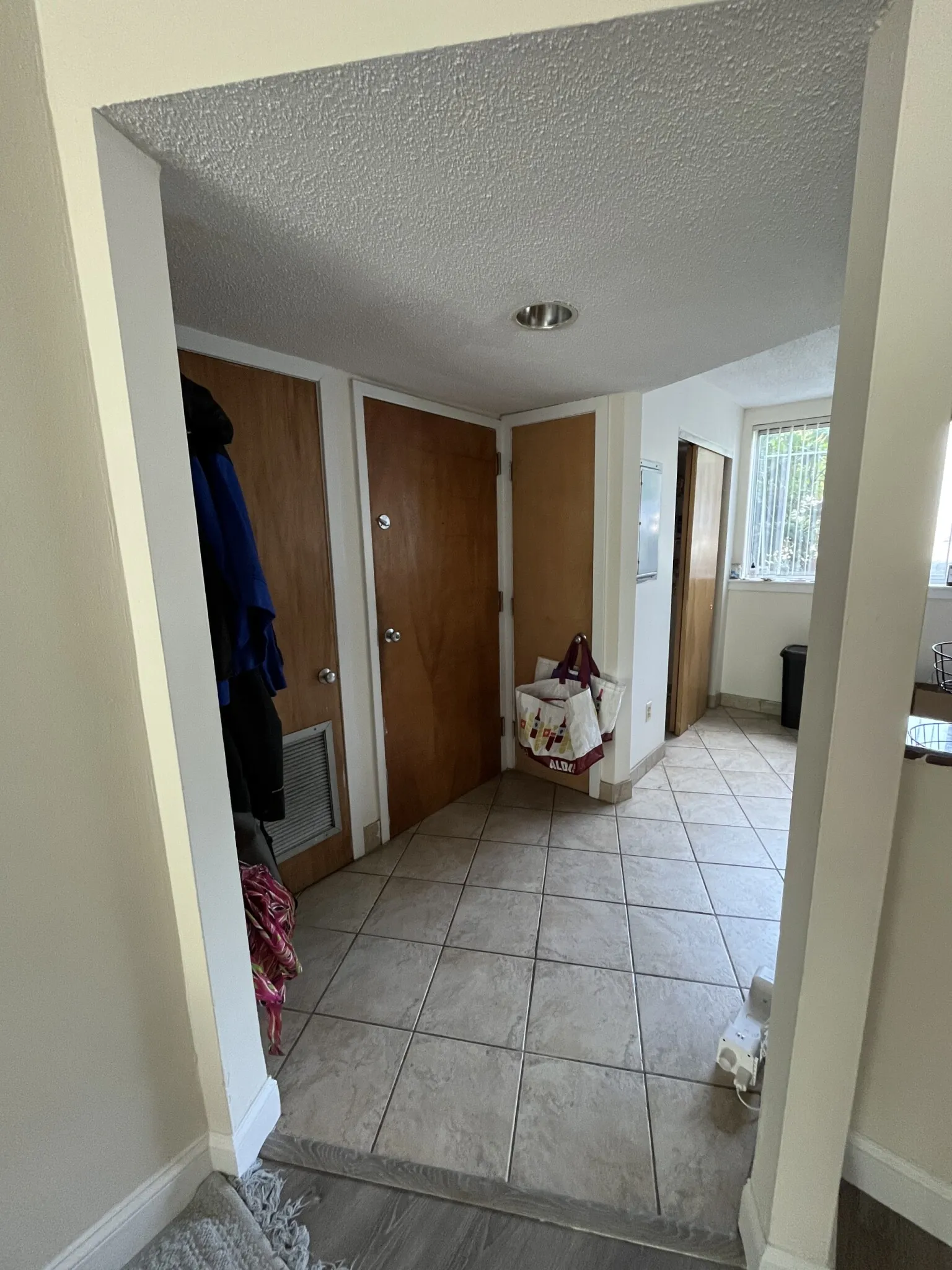 2 bed, 1.5 bath apartment for rent at 144 North Beacon St Unit B1, Oak Square — photo 9 of 18