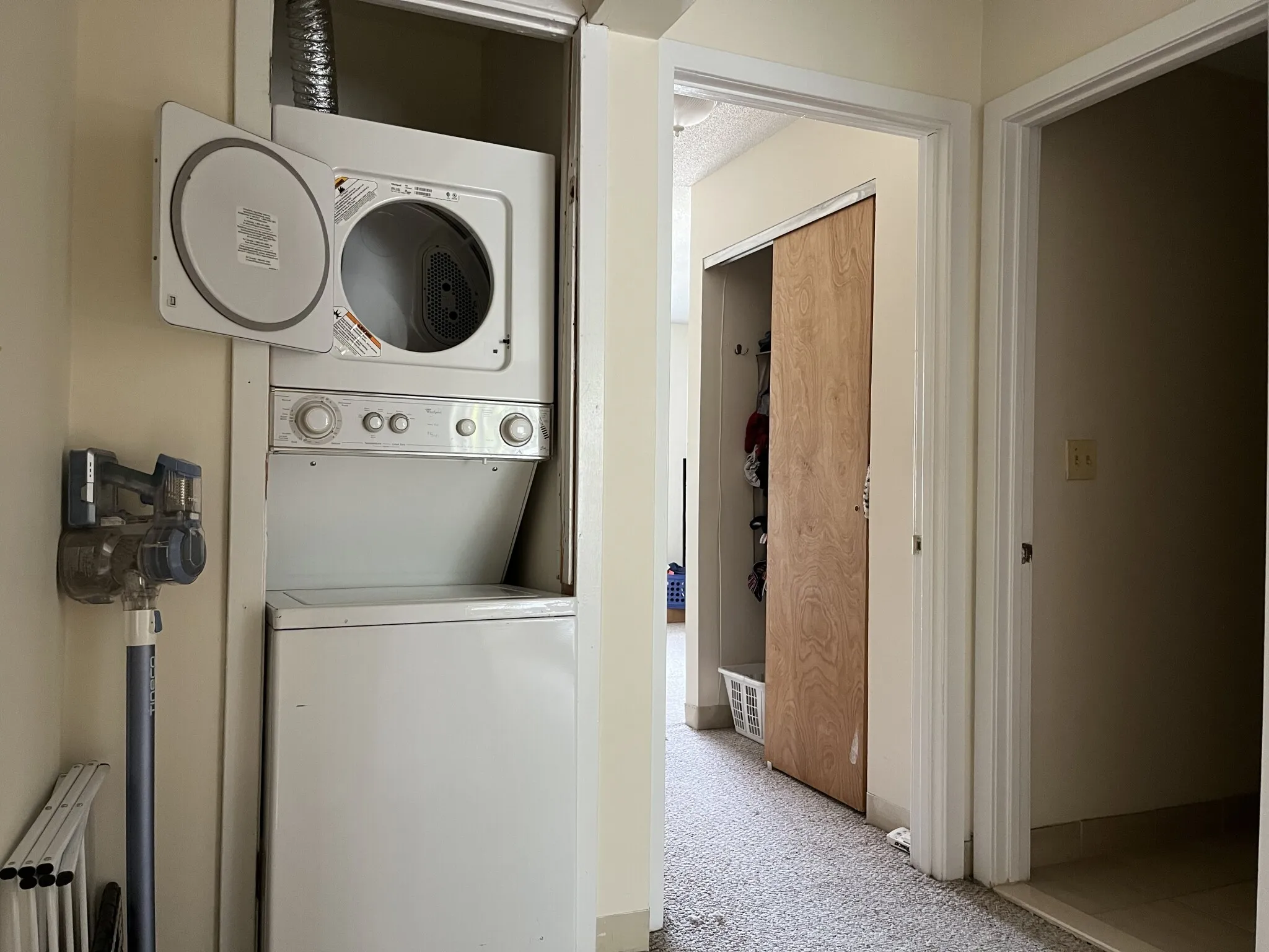 2 bed, 1.5 bath apartment for rent at 144 North Beacon St Unit B1, Oak Square — photo 12 of 18