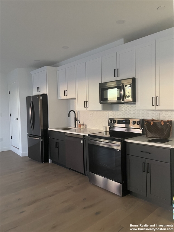 1 bed, 1 bath apartment for rent at 144 Old Colony Ave Unit 204, South Boston — photo 1 of 9