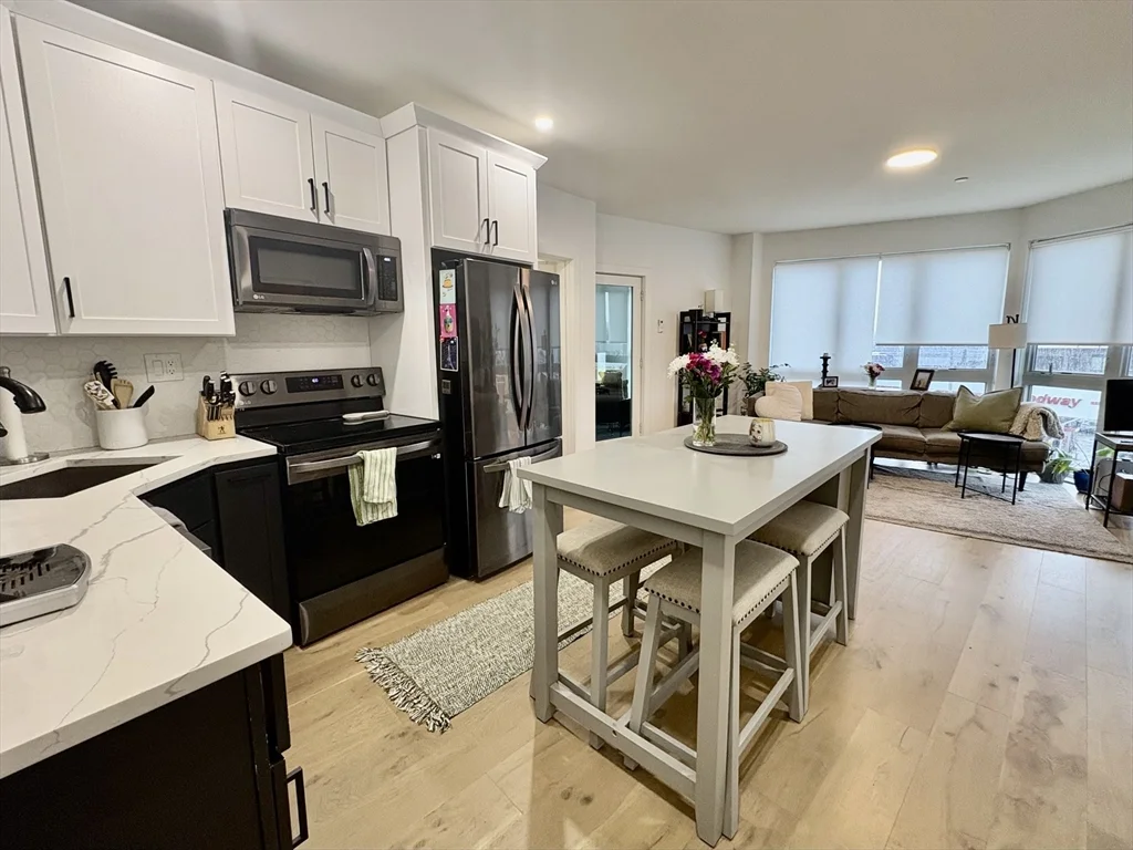 1 bed, 1 bath apartment for rent at 144 Old Colony Ave Unit 305, South Boston — photo 2 of 8