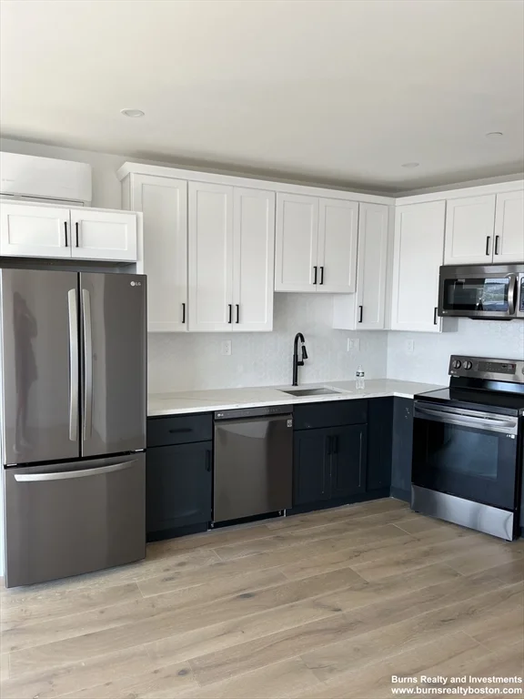 1 bed, 1 bath apartment for rent at 144 Old Colony Ave Unit 504, South Boston — photo 2 of 3