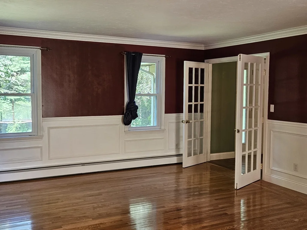 4 bed, 1 bath apartment for rent at 144 Parmenter Rd, Hudson — photo 21 of 39