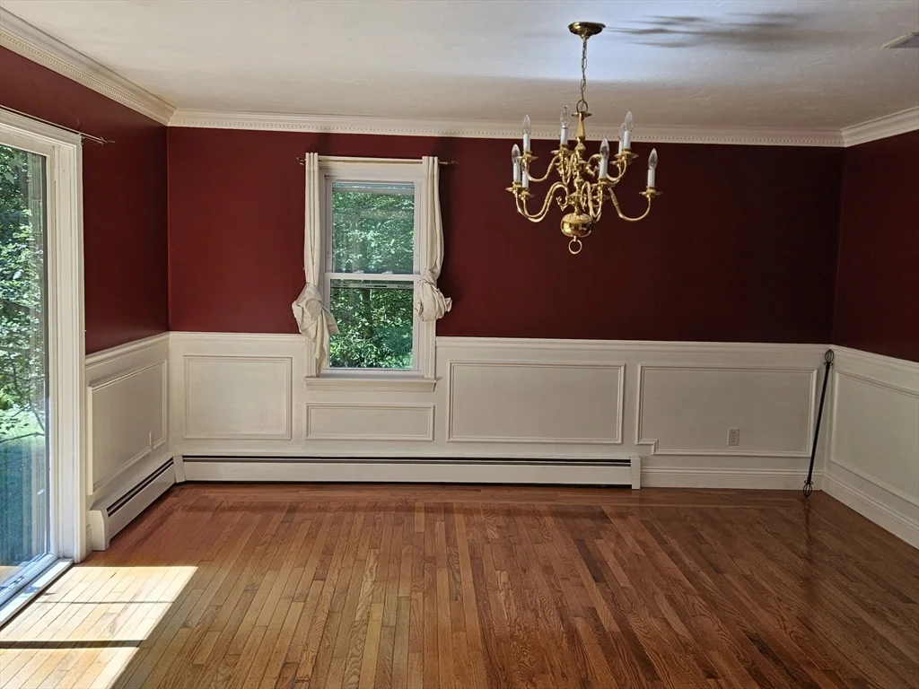 4 bed, 1 bath apartment for rent at 144 Parmenter Rd, Hudson — photo 20 of 39