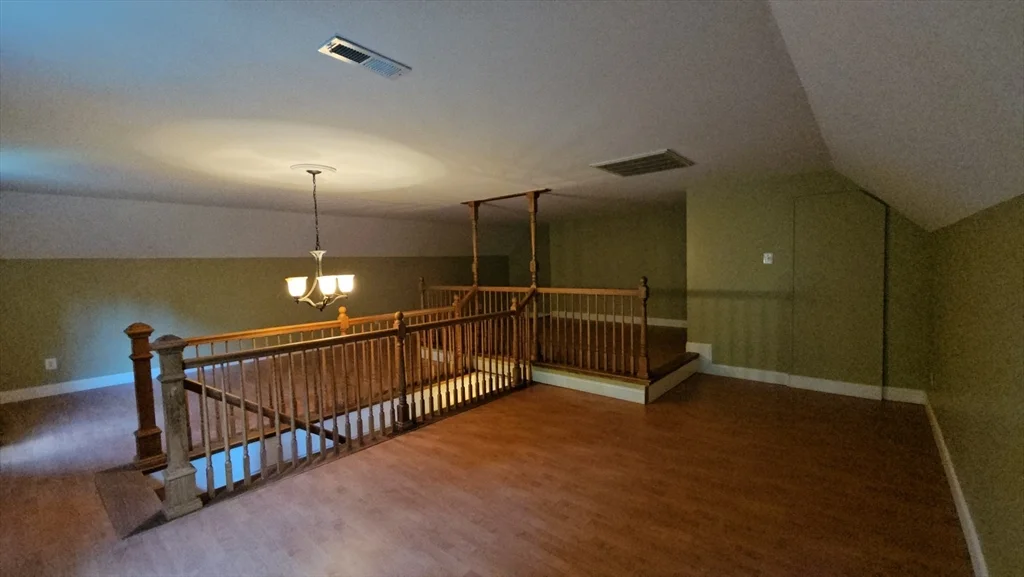 4 bed, 1 bath apartment for rent at 144 Parmenter Rd, Hudson — photo 35 of 39