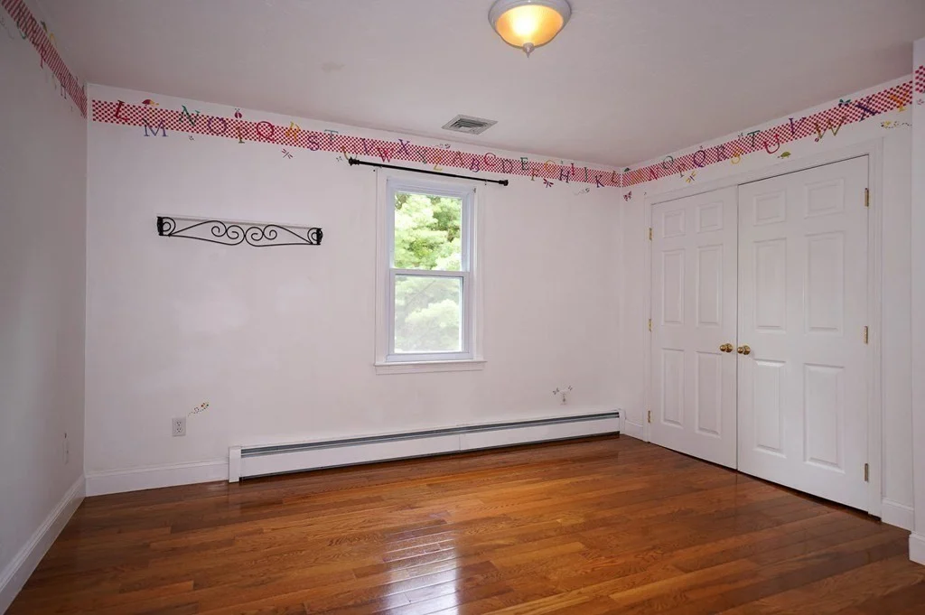4 bed, 1 bath apartment for rent at 144 Parmenter Rd, Hudson — photo 25 of 39