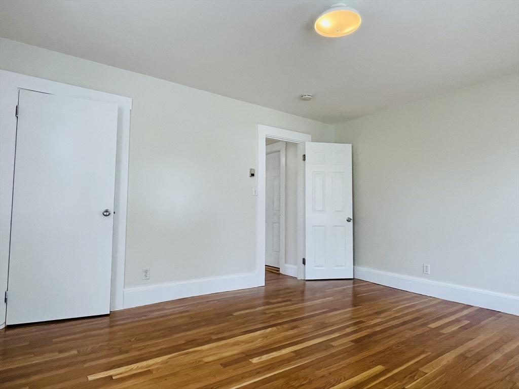 1 bed, 1 bath apartment for rent at 144 School St Unit 1L, Waltham — photo 8 of 9
