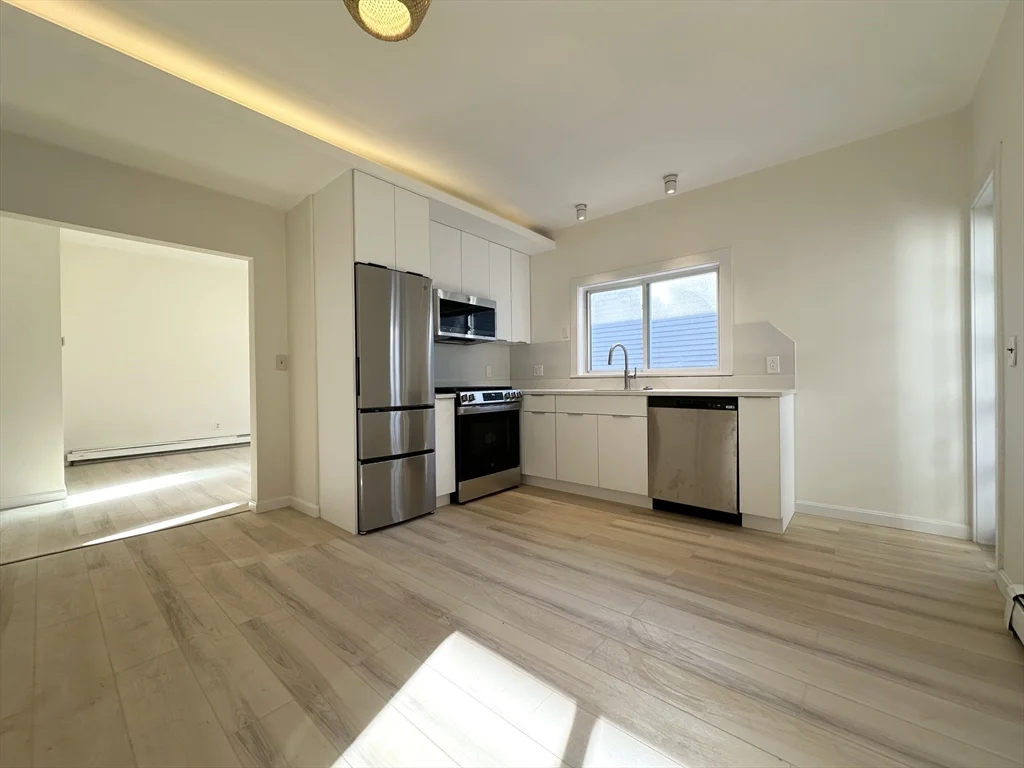 2 bed, 1 bath apartment for rent at 144 Spring St Unit 3F, Kendall Square — photo 2 of 12