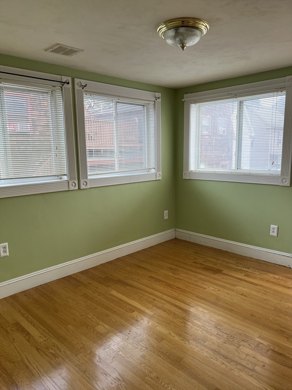 1 bed, 1 bath apartment for rent at 144 Washington Unit 4, South Peabody — photo 6 of 8