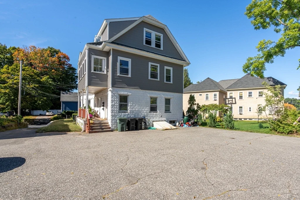 3 bed, 1 bath apartment for rent at 144 Waverly Rd Unit 1, North Andover — photo 5 of 28