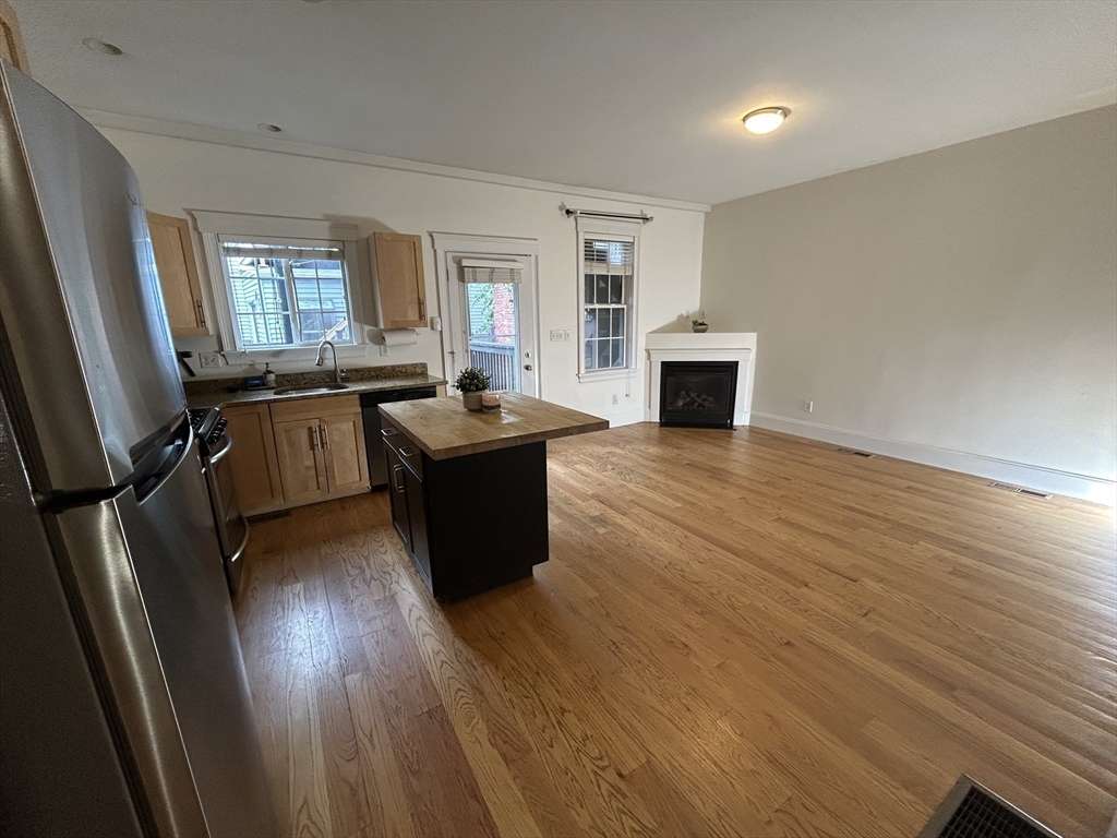 2 bed, 1 bath apartment for rent at 144 West 8th Unit 1, South Boston — photo 2 of 13