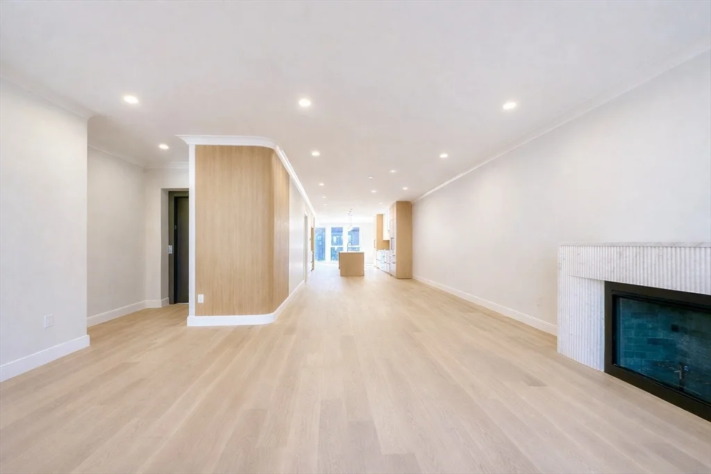 3 bed, 3 bath apartment for rent at 144 Worcester St Unit 3, South End — photo 10 of 37