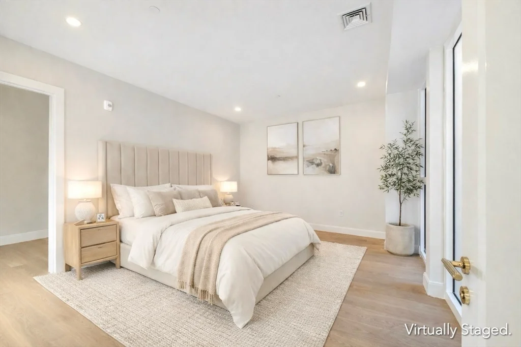 3 bed, 3 bath apartment for rent at 144 Worcester St Unit 3, South End — photo 18 of 37