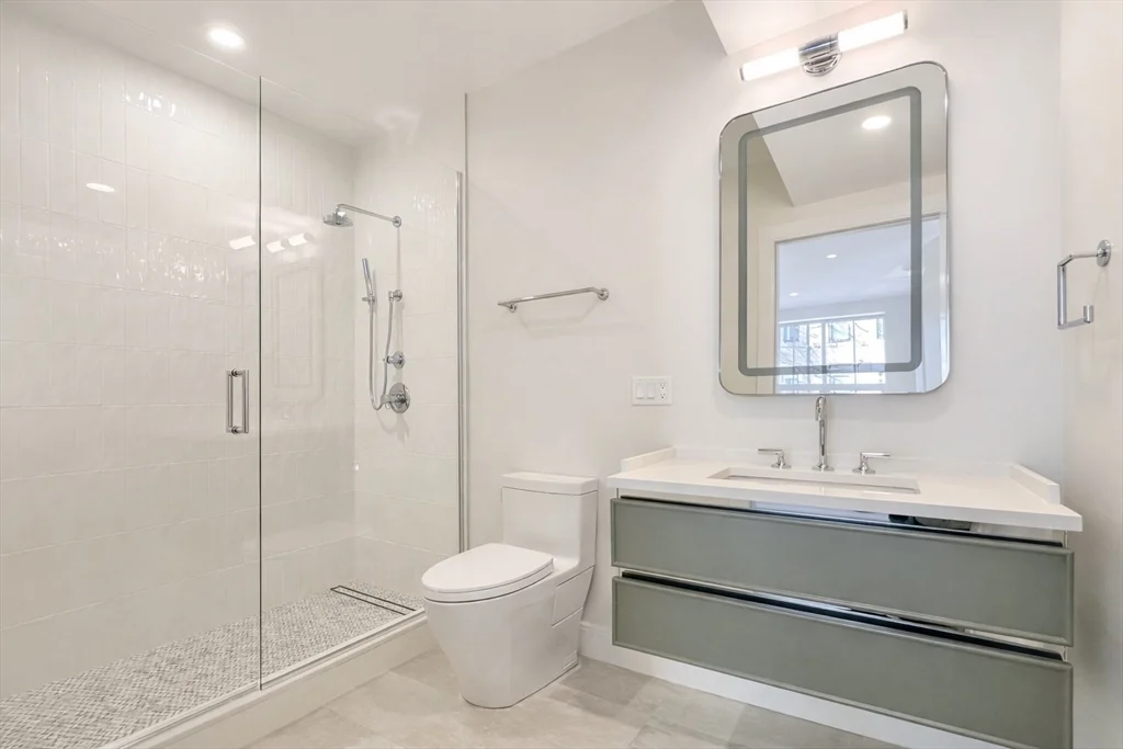 3 bed, 3 bath apartment for rent at 144 Worcester St Unit 3, South End — photo 33 of 37