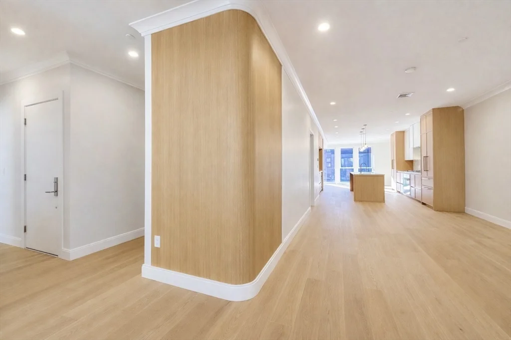 3 bed, 3 bath apartment for rent at 144 Worcester St Unit 3, South End — photo 14 of 37